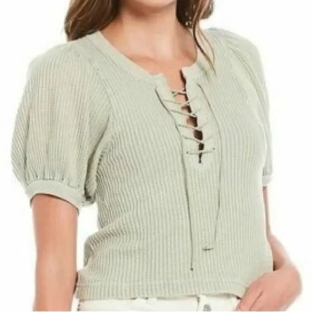 FP one size medium free people Women's Sage Green Lace-Up short sleeve puff top